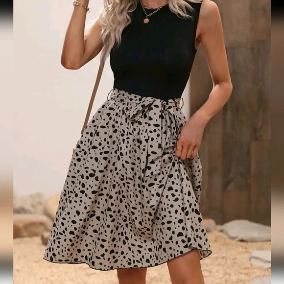 Dalmatian Print Belted Dress - Picture 2 of 6